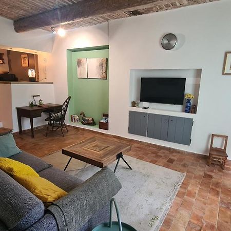 Cocon Du Papillon A Lourmarin Lägenhet Exteriör bild
