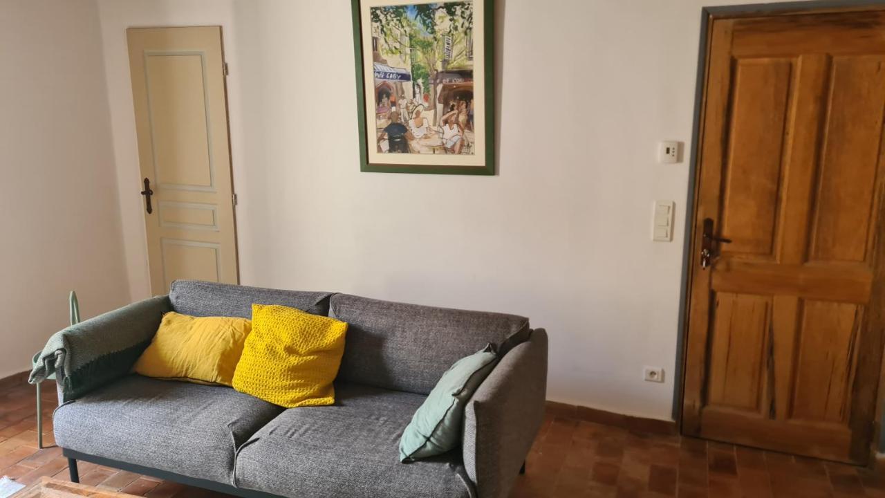 Cocon Du Papillon A Lourmarin Lägenhet Exteriör bild